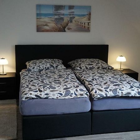 Apartamento Ferien Mal Anders Wilhelmshaven Exterior foto
