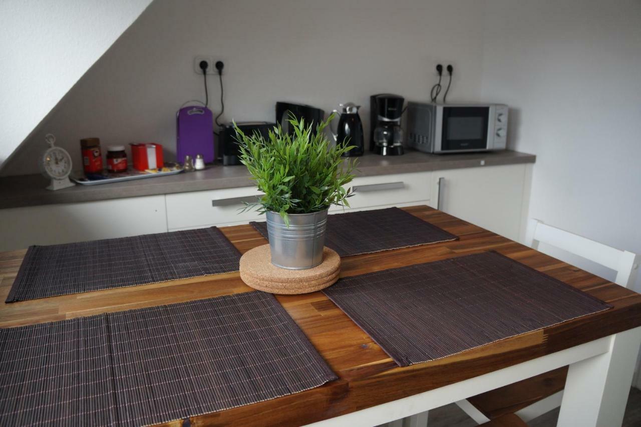 Apartamento Ferien Mal Anders Wilhelmshaven Exterior foto